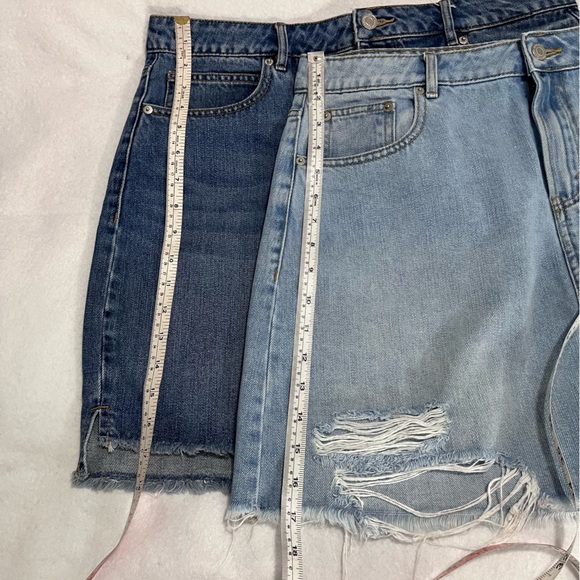 BUNDLE OF 2 DENIM MINI SKIRTS BY DYNAMITE SIZE LARGE - Picture 11 of 11